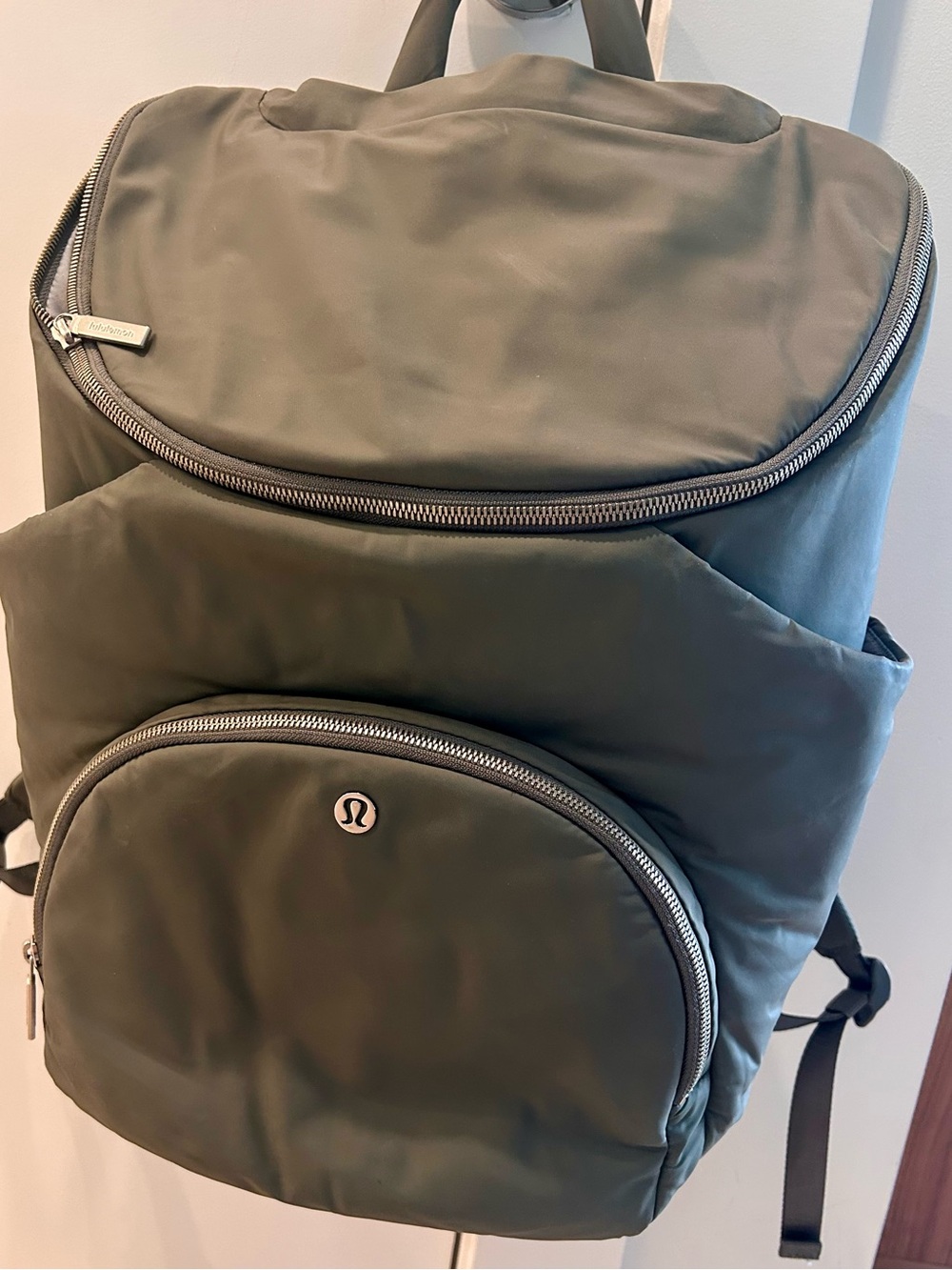 Lululemon New Parent Backpack Grey/Green